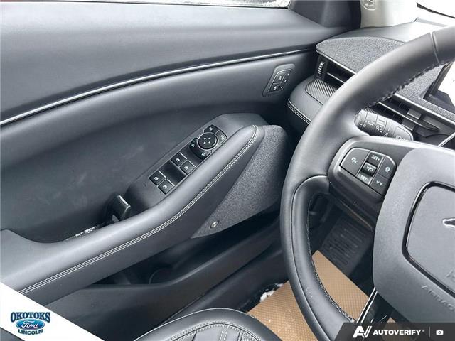 2025 Ford Mustang Mach-E Premium (Stk: B89091) in Okotoks - Image 16 of 24