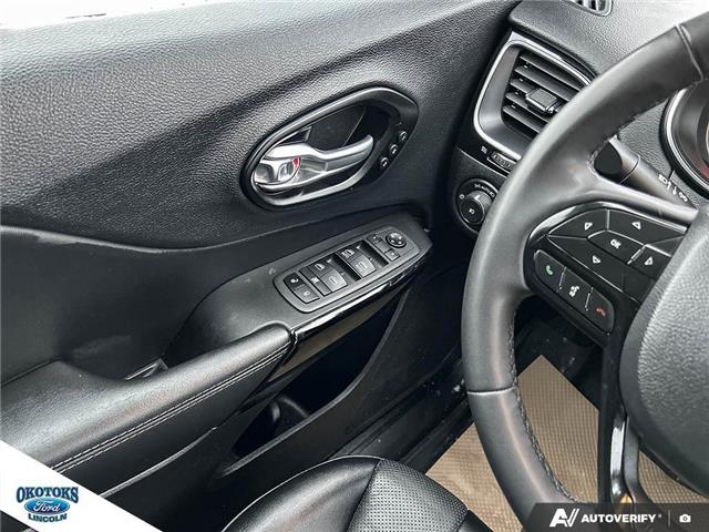 2023 Jeep Cherokee Altitude (Stk: T-578B) in Okotoks - Image 15 of 23