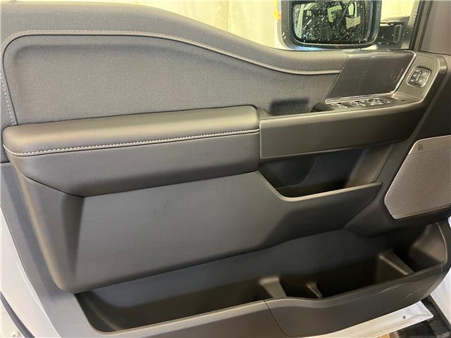 2025 Ford F-150 Lariat (Stk: 25LT172) in St.Paul - Image 3 of 10