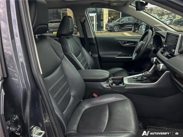 2020 Toyota RAV4 Hybrid Limited (Stk: 5S134X) in Oakville - Image 22 of 26