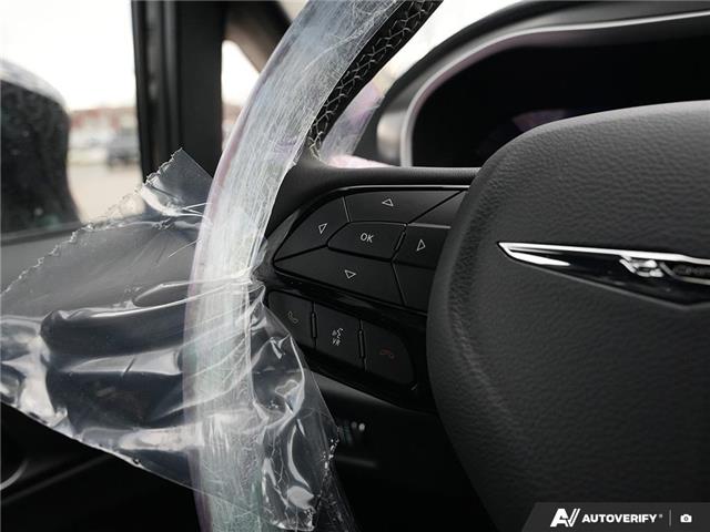 2026 Chrysler Pacifica Select (Stk: T8010) in Welland - Image 17 of 25