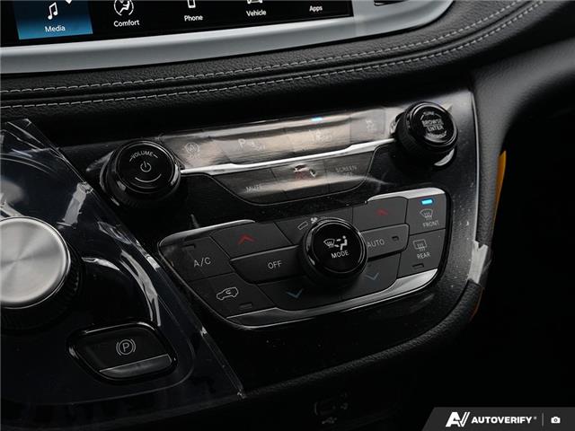 2026 Chrysler Pacifica Select (Stk: T8010) in Welland - Image 19 of 25
