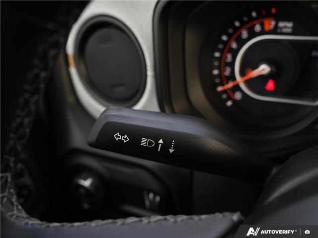 2026 Jeep Gladiator Sport S (Stk: T5004) in Welland - Image 16 of 26