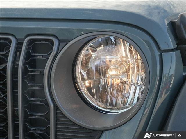 2026 Jeep Wrangler Sport (Stk: T5002) in Welland - Image 9 of 25