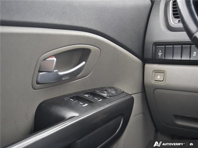 2020 Kia Sedona (Stk: 91723) in Brantford - Image 17 of 27 2020 Kia Sedona (Stk: 91723) in Brantford - Image 17 of 27