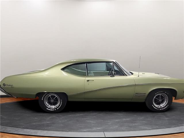 2023 Cadillac XT4 Premium Luxury (Stk: 102994) in Lower Sackville - Image 8 of 17