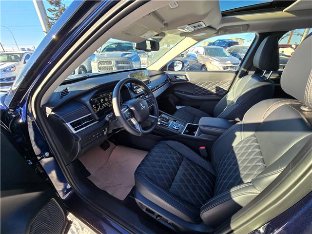 2025 Mitsubishi Outlander PHEV SEL (Stk: 8936) in Calgary - Image 15 of 24