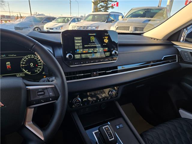 2025 Mitsubishi Outlander PHEV SEL (Stk: 8936) in Calgary - Image 19 of 24