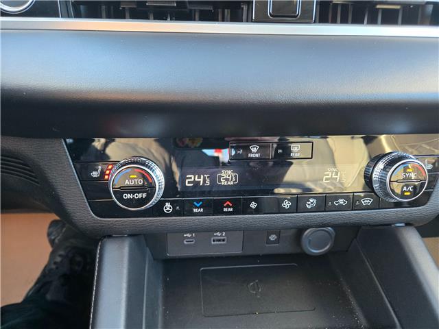 2025 Mitsubishi Outlander PHEV SEL (Stk: 8936) in Calgary - Image 21 of 24