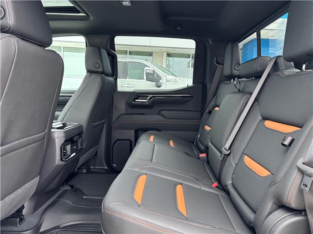 2026 GMC Sierra 1500 AT4 (Stk: 26207) in Temiskaming Shores - Image 11 of 17