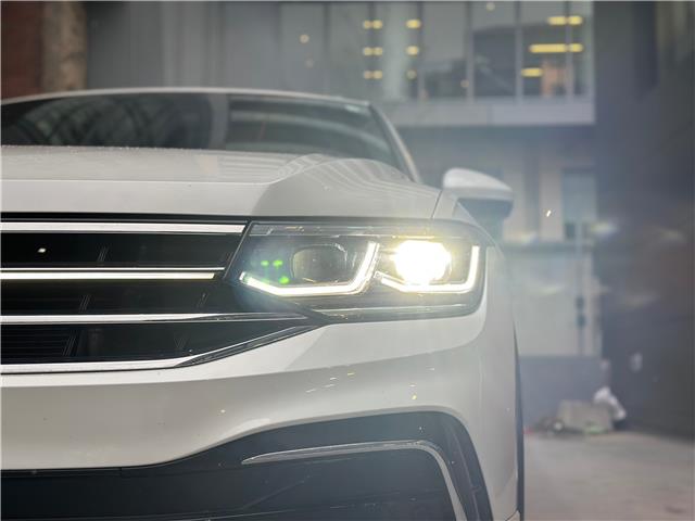 2024 Volkswagen Tiguan Highline R-Line (Stk: 433U) in Toronto - Image 5 of 21