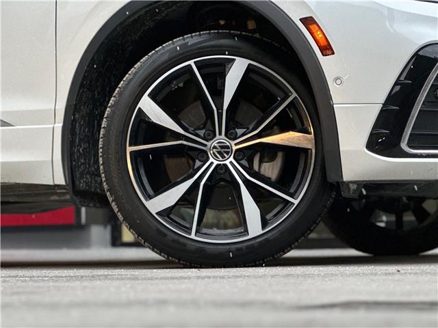 2024 Volkswagen Tiguan Highline R-Line (Stk: 433U) in Toronto - Image 7 of 21