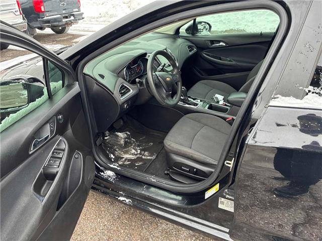 2018 Chevrolet Cruze LT Auto (Stk: 164883) in London - Image 7 of 9