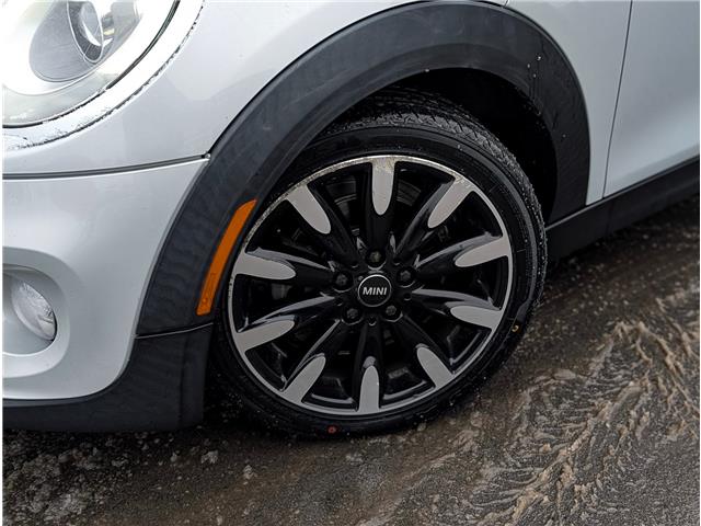 2016 MINI 5 Door Cooper (Stk: P2249) in BELLEVILLE - Image 8 of 20