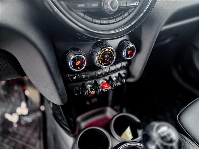 2016 MINI 5 Door Cooper (Stk: P2249) in BELLEVILLE - Image 15 of 20