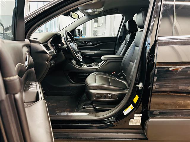 2023 GMC Acadia SLT (Stk: V3287) in Prince Albert - Image 2 of 12