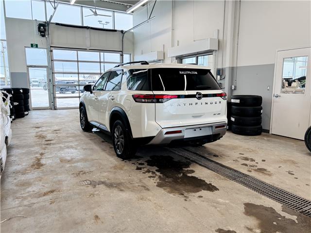 2024 Nissan Pathfinder SV (Stk: V3340) in Prince Albert - Image 10 of 14
