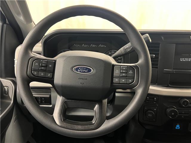 2025 Ford F-550 Chassis XLT (Stk: 25LT113) in St.Paul - Image 5 of 8