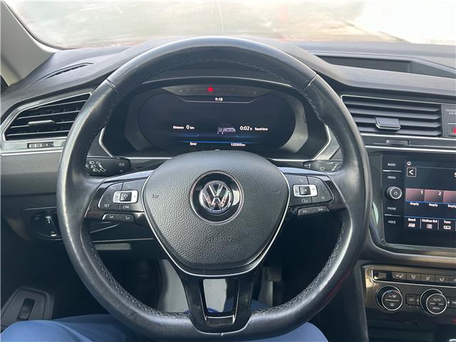 2018 Volkswagen Tiguan Highline (Stk: 13207B) in Peterborough - Image 11 of 23