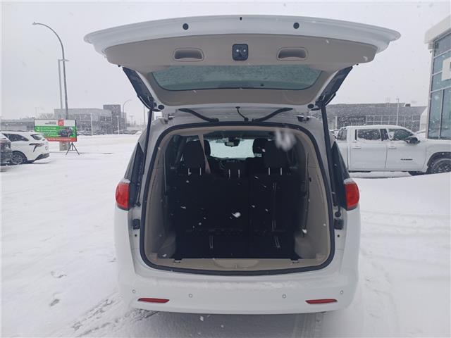 2024 Chrysler Grand Caravan SXT (Stk: 227521) in Regina - Image 10 of 28