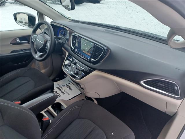 2024 Chrysler Grand Caravan SXT (Stk: 227521) in Regina - Image 23 of 28