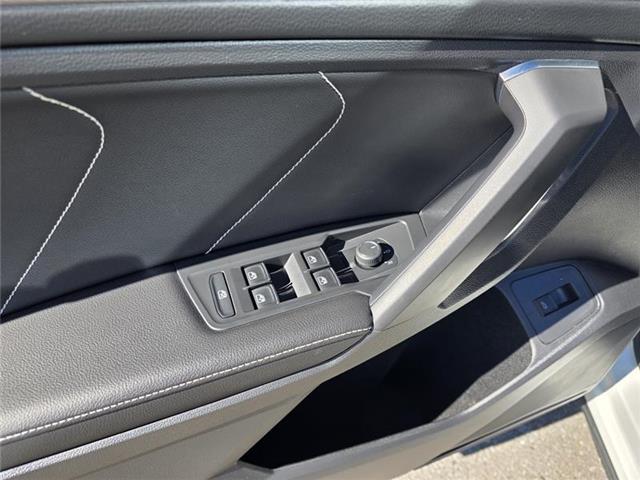 2022 Volkswagen Tiguan Comfortline (Stk: T5276A) in Orleans - Image 12 of 18