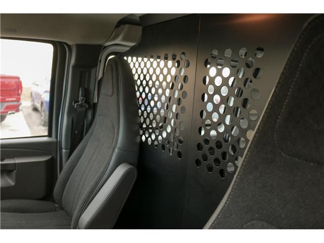 2023 GMC Savana 2500 Work Van (Stk: UT2220) in Kamloops - Image 17 of 18
