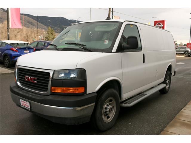 2023 GMC Savana 2500 Work Van (Stk: UT2220) in Kamloops - Image 1 of 18