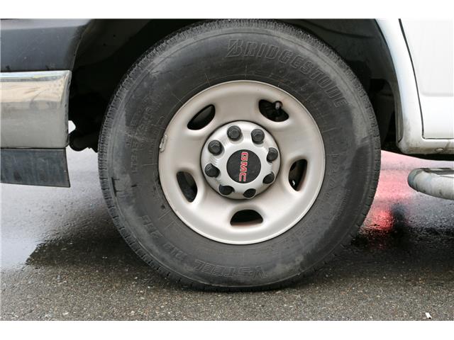 2023 GMC Savana 2500 Work Van (Stk: UT2220) in Kamloops - Image 12 of 18