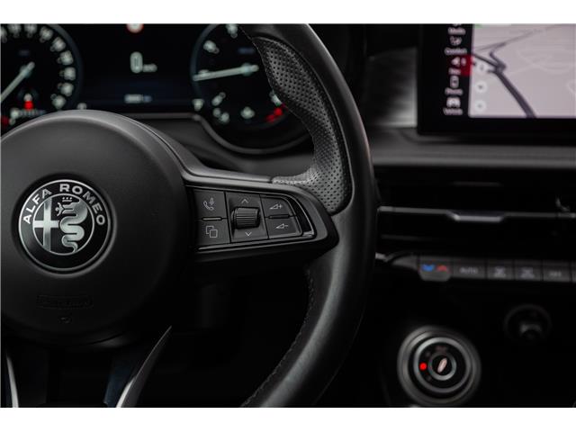 2023 Alfa Romeo Tonale Veloce (Stk: B0002) in London - Image 16 of 32