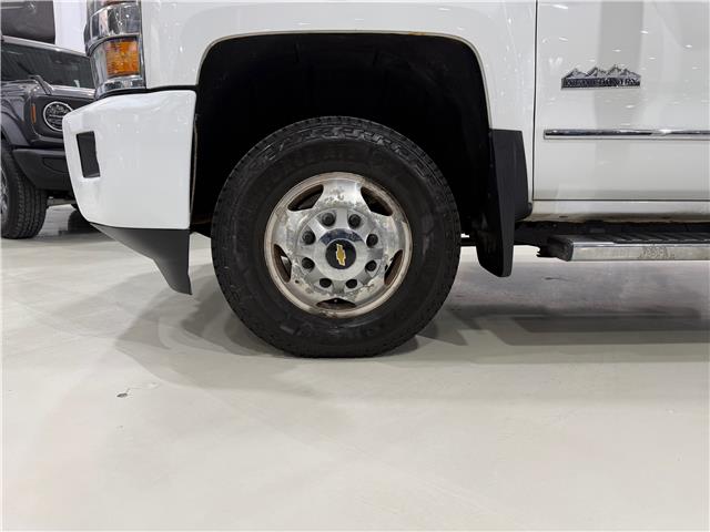 2016 Chevrolet Silverado 3500HD High Country (Stk: A9077-1) in Saint-Eustache - Image 7 of 31 2016 Chevrolet Silverado 3500HD High Country (Stk: A9077-1) in Saint-Eustache - Image 7 of 31