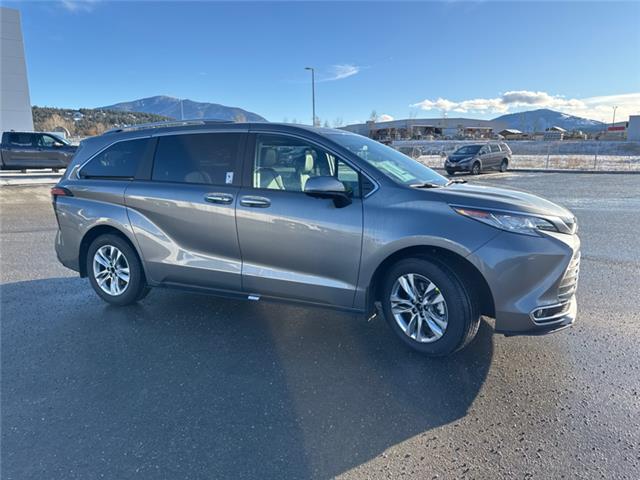2026 Toyota Sienna Limited 7-Passenger (Stk: S231201) in Cranbrook - Image 7 of 22