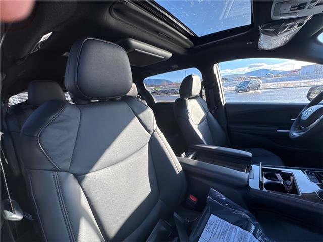 2026 Toyota Sienna Limited 7-Passenger (Stk: S231201) in Cranbrook - Image 11 of 22