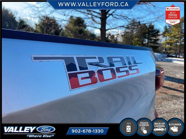 2019 Chevrolet Silverado 1500 Silverado Custom Trail Boss (Stk: 25369AAA) in Kentville - Image 6 of 18 2019 Chevrolet Silverado 1500 Silverado Custom Trail Boss (Stk: 25369AAA) in Kentville - Image 6 of 18