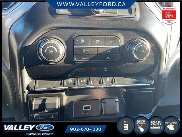 2019 Chevrolet Silverado 1500 Silverado Custom Trail Boss (Stk: 25369AAA) in Kentville - Image 15 of 18 2019 Chevrolet Silverado 1500 Silverado Custom Trail Boss (Stk: 25369AAA) in Kentville - Image 15 of 18