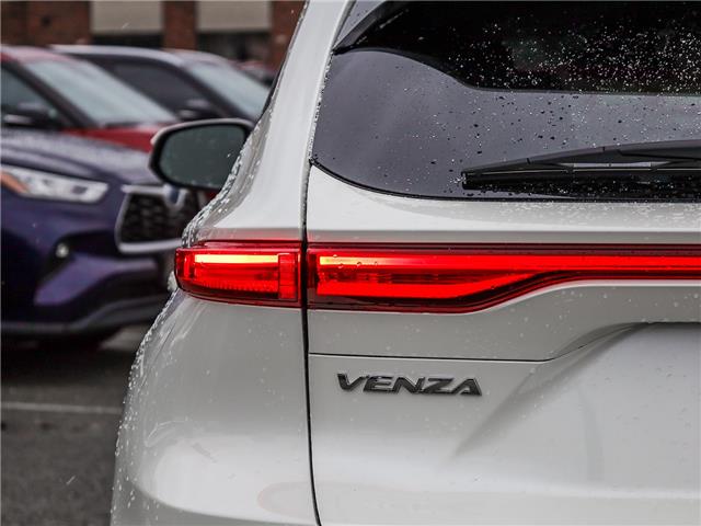 2022 Toyota Venza LE (Stk: T9689A) in Welland - Image 11 of 28