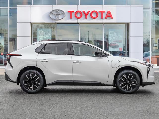 2026 Toyota bZ XLE (Stk: T9696) in Welland - Image 3 of 26