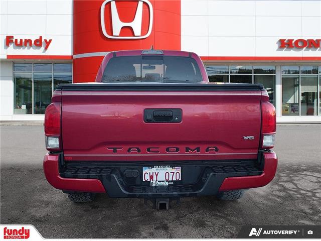 2017 Toyota Tacoma TRD Sport (Stk: TL5897A) in Saint John - Image 4 of 28