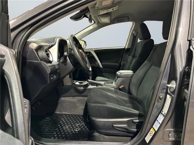 2018 Toyota RAV4 LE (Stk: 40844) in Lethbridge - Image 9 of 15