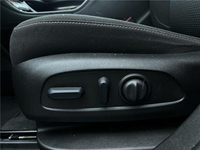 2023 GMC Acadia SLE (Stk: 25696) in Sudbury - Image 12 of 25