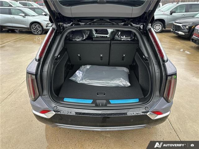 2026 Cadillac OPTIQ Luxury (Stk: 2-12969) in Oshawa - Image 9 of 21
