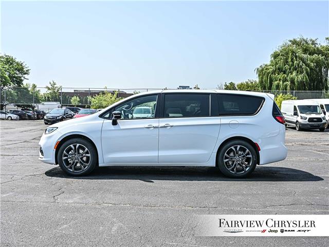 2026 Chrysler Pacifica Select (Stk: TR2441) in Burlington - Image 3 of 35