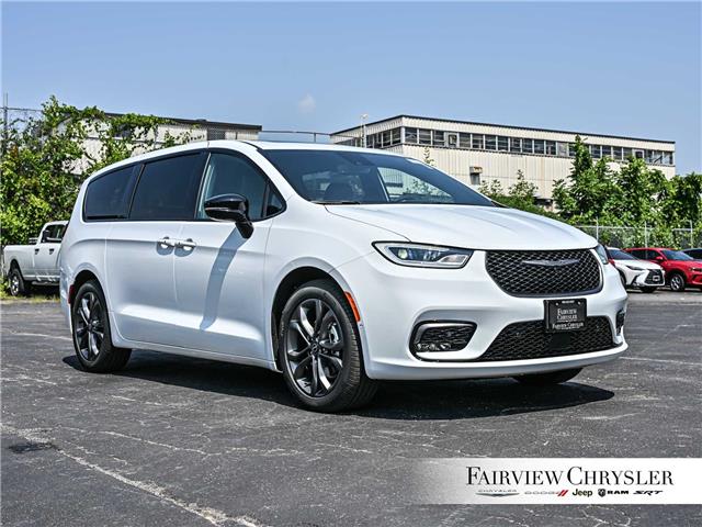 2026 Chrysler Pacifica Select (Stk: TR2441) in Burlington - Image 13 of 35