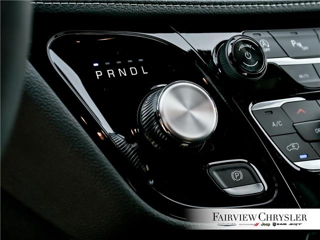 2026 Chrysler Pacifica Select (Stk: TR2441) in Burlington - Image 18 of 35