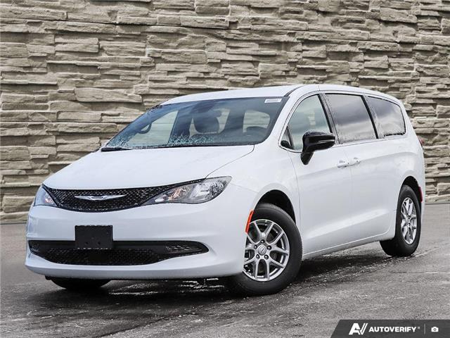 2026 Chrysler Grand Caravan SXT (Stk: T8010) in Hamilton - Image 1 of 27