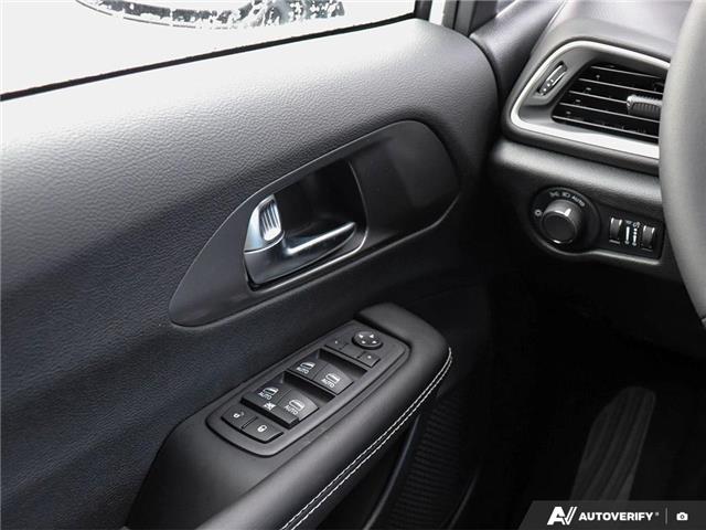 2026 Chrysler Grand Caravan SXT (Stk: T8010) in Hamilton - Image 17 of 27