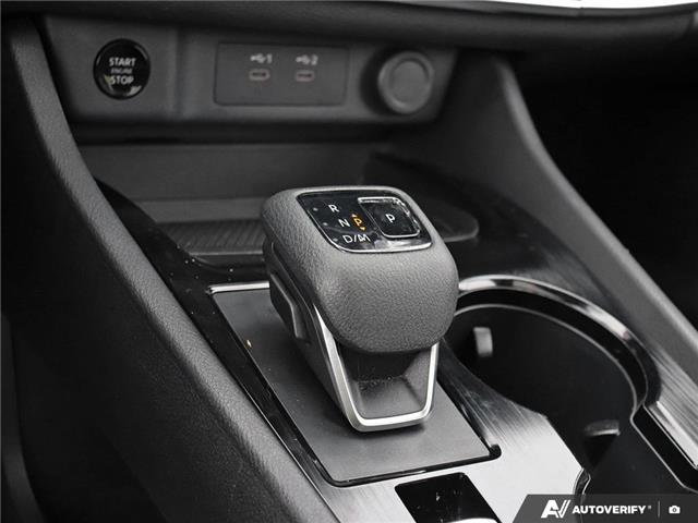 2024 Nissan Rogue SV Moonroof (Stk: 16727A) in Hamilton - Image 18 of 27