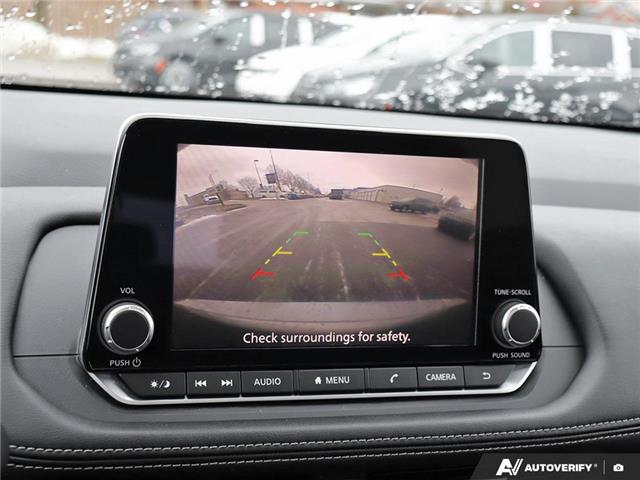 2024 Nissan Rogue SV Moonroof (Stk: 16727A) in Hamilton - Image 21 of 27