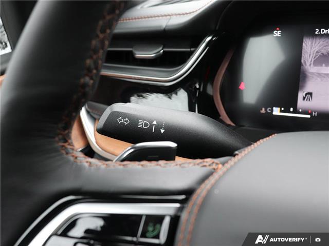 2025 Jeep Grand Cherokee Summit (Stk: S4052) in Hamilton - Image 16 of 27