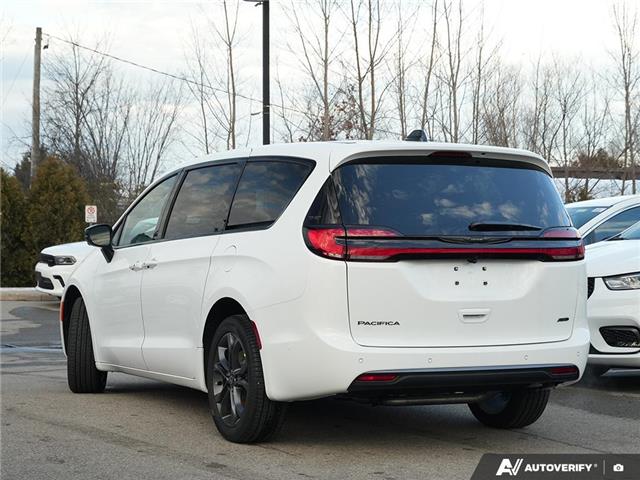 2026 Chrysler Pacifica Select (Stk: T8009) in Welland - Image 4 of 27 2026 Chrysler Pacifica Select (Stk: T8009) in Welland - Image 4 of 27